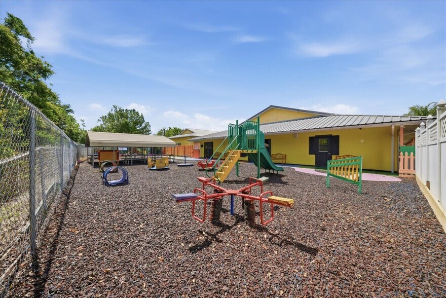More Photos Of 1330 Knox McRae Dr, Titusville Schools For Sale