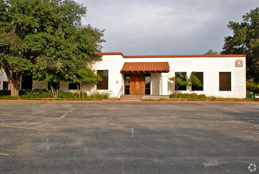 More Photos Of 3501 N Macarthur Blvd, Irving Medical For Sale