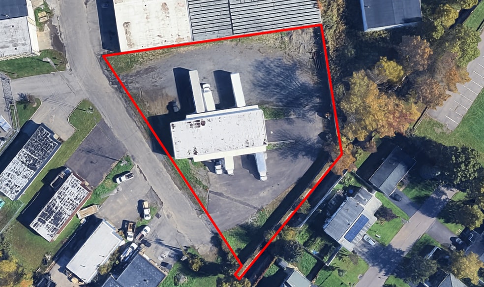 More Photos Of 105 Meade Rd, Syracuse Truck Terminal For Sale