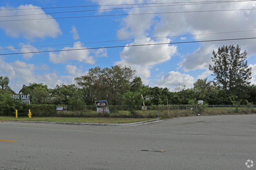 More Photos Of 10700 NW 89th Ave, Hialeah Land For Sale