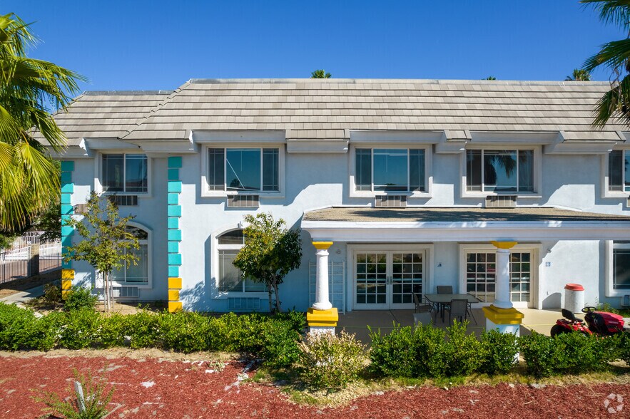 More Photos Of 2789 Rafferty Rd, Hemet Assisted Living For Sale