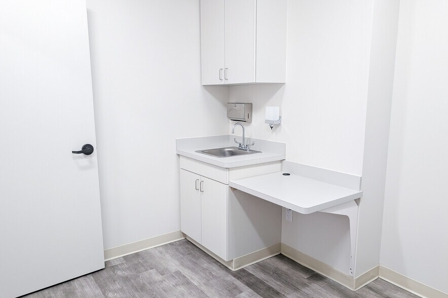 More Photos Of 14615 San Pedro Ave, San Antonio Medical For Lease