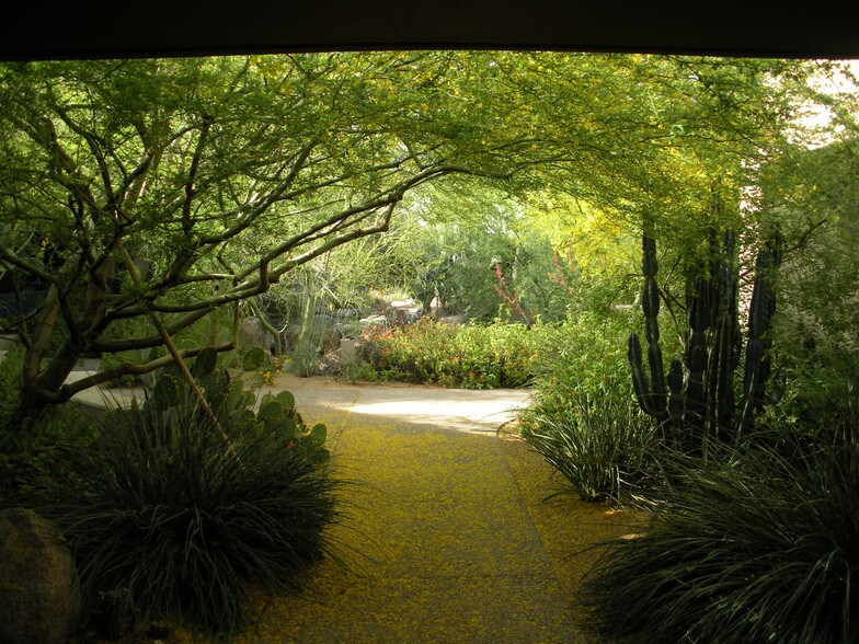 More Photos Of 7550 E McDonald Dr, Scottsdale Office For Lease