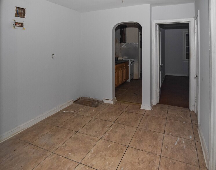 More Photos Of 2823 4th St NE, Washington Multifamily For Sale