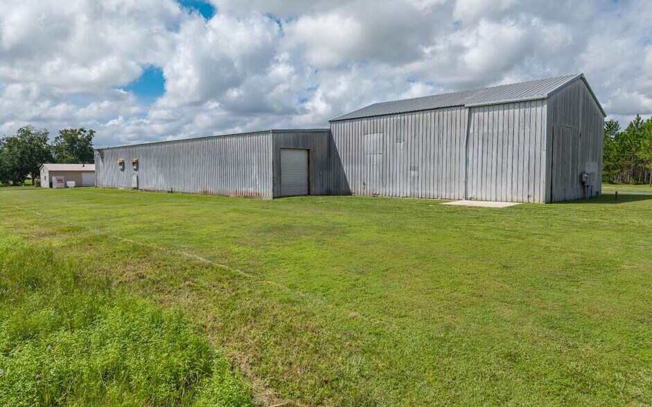 More Photos Of 16936 County Road 252, Mc Alpin Warehouse For Sale