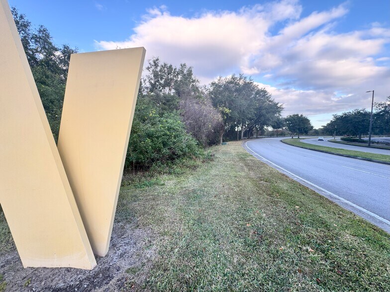 More Photos Of 2501 Oveido Marketplace Blvd, Oviedo Land For Sale