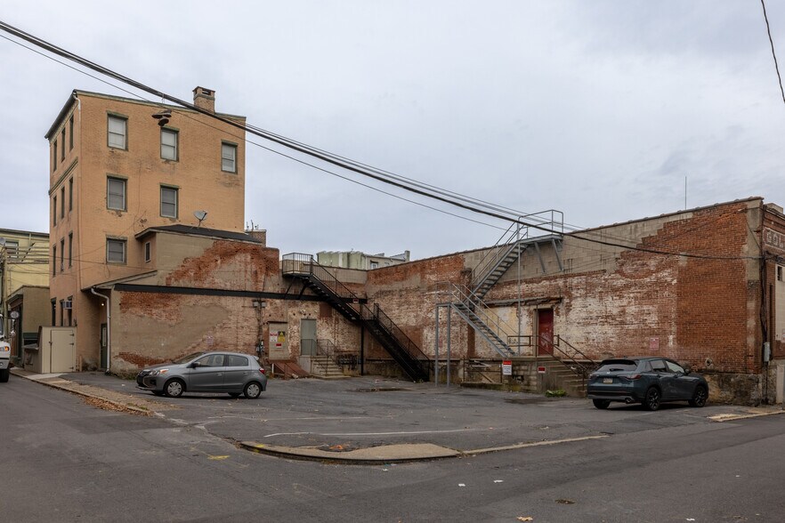 More Photos Of , Easton Unknown For Sale