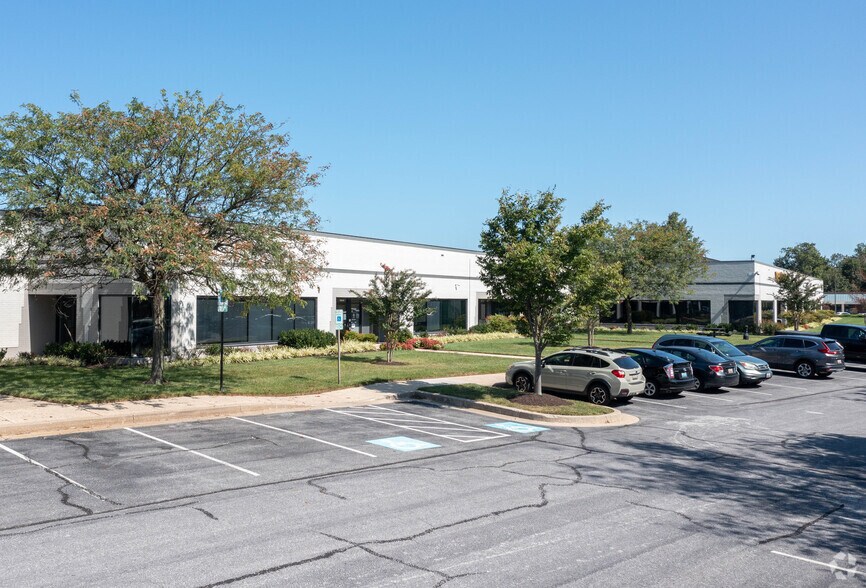 More Photos Of 7175 Columbia Gateway Dr, Columbia Flex For Lease