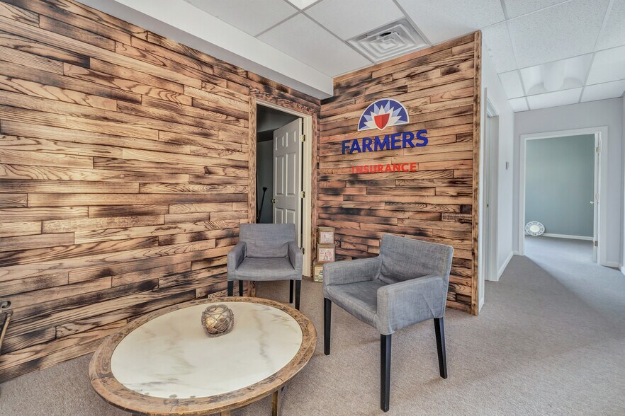 More Photos Of 450 Monroe Tpke, Monroe Unknown For Lease