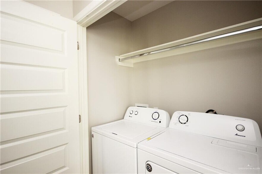 More Photos Of 2109 Taxco Ct, Edinburg Apartments For Sale