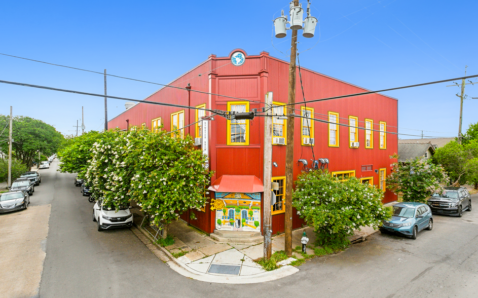 Primary Photo Of 3000 Royal St, New Orleans Restaurant For Lease