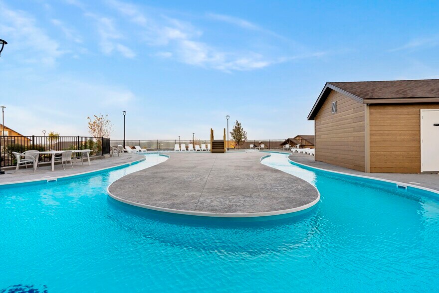 More Photos Of 129 Pioneer Peak, Kimberling City Specialty For Sale