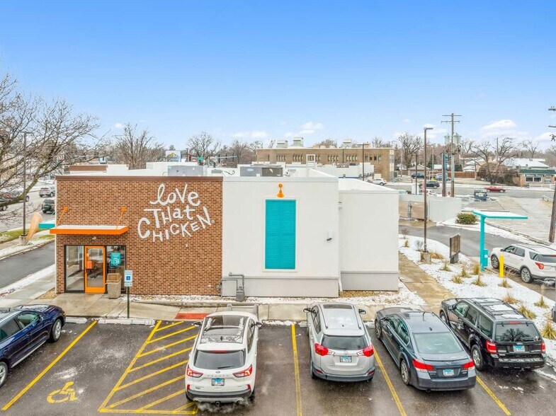 More Photos Of 7135 Ogden Ave, Berwyn Fast Food For Sale