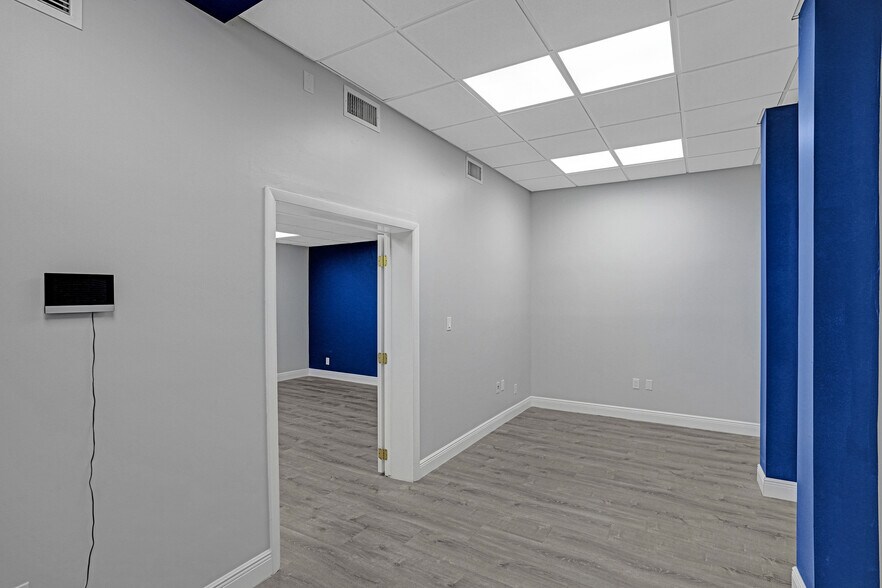 More Photos Of 2419 Hollywood Blvd, Hollywood Medical For Lease