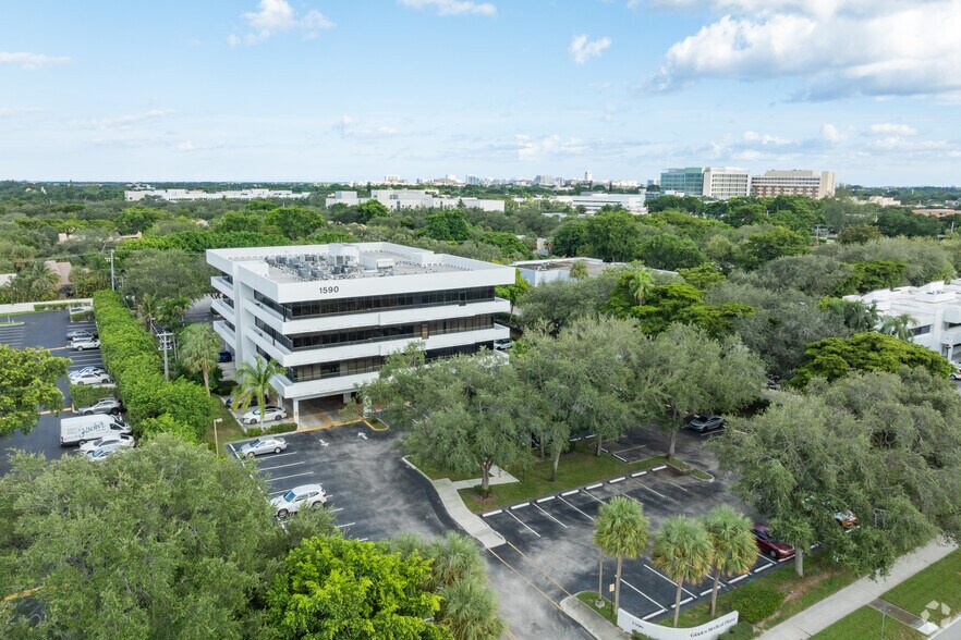 More Photos Of 1590 NW 10th Ave, Boca Raton Medical For Sale