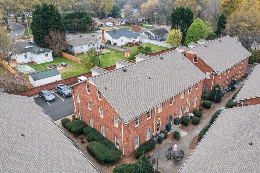 More Photos Of 4728 Park Rd, Charlotte Coworking Space