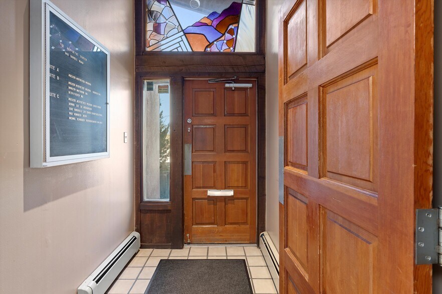 More Photos Of 546 Harkle Rd, Santa Fe Medical For Sale