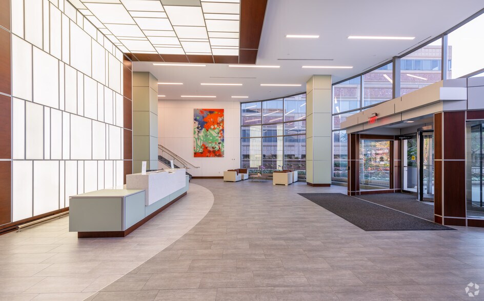 More Photos Of 1 Cabot Rd, Medford Office For Lease