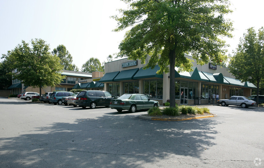 Primary Photo Of 9409-9413 Burke Lake Rd, Burke Unknown For Lease