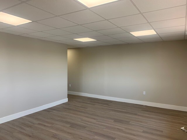 More Photos Of 3444 Marinatown Ln, North Fort Myers Unknown For Lease