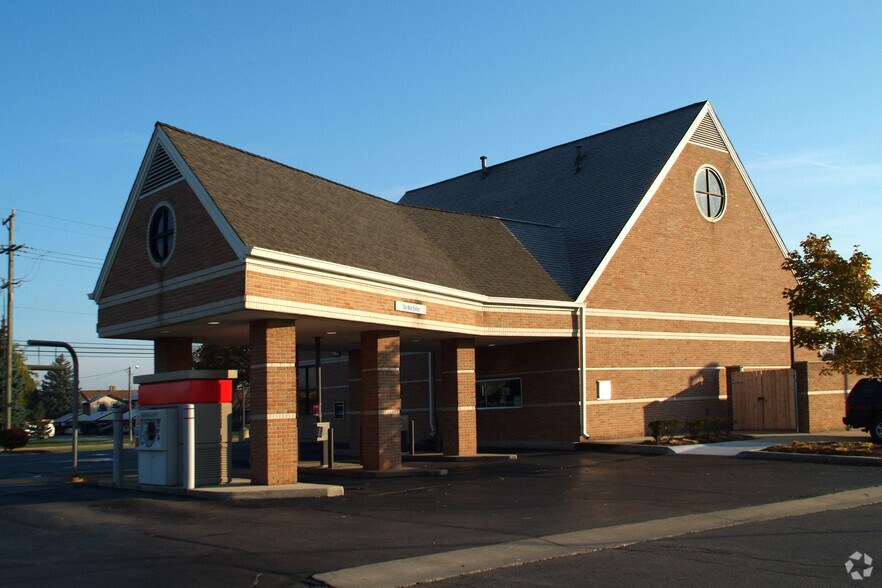 More Photos Of 40950 Van Dyke Ave, Sterling Heights Bank For Sale