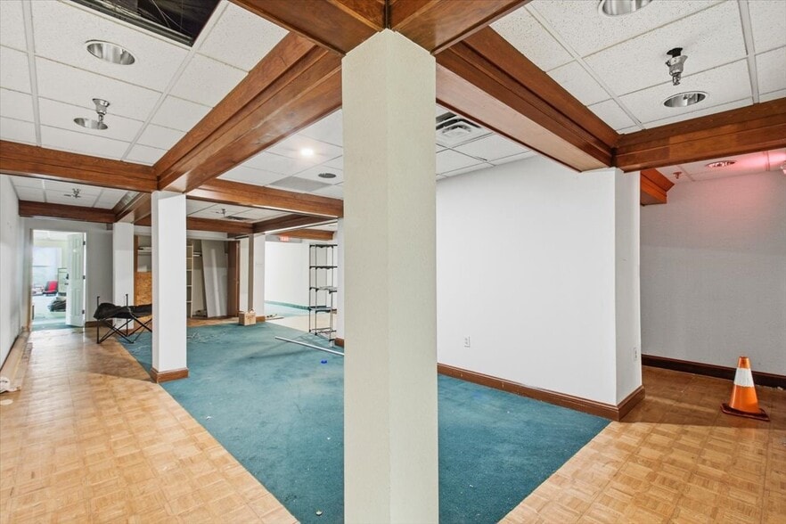 More Photos Of 16-22 E Union St, Wilkes-Barre Apartments For Sale