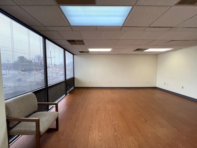 More Photos Of 250 W Lancaster Ave, Paoli Medical For Lease