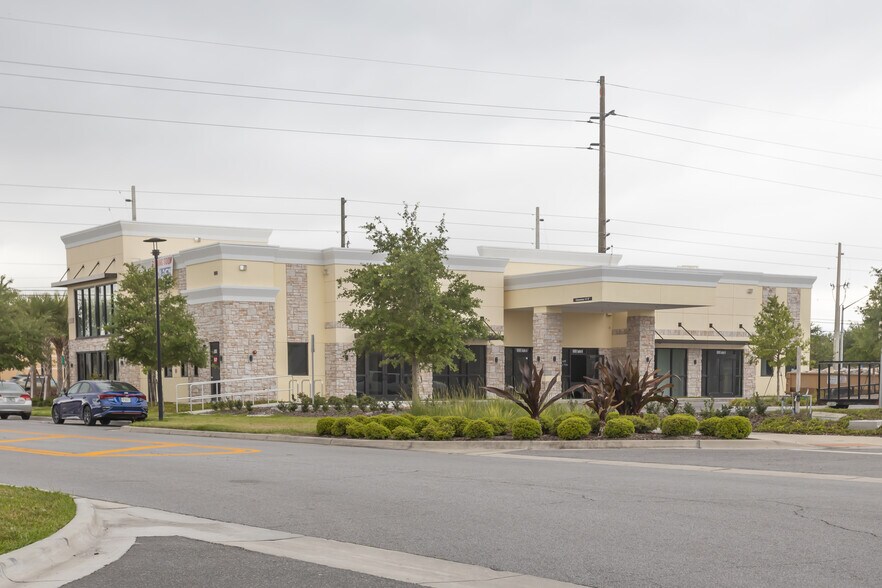 More Photos Of 10105 Clear Vista St, Orlando Medical For Lease