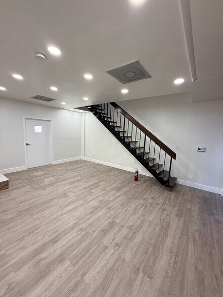 More Photos Of 7311 NW 12th St, Miami Light Distribution For Lease