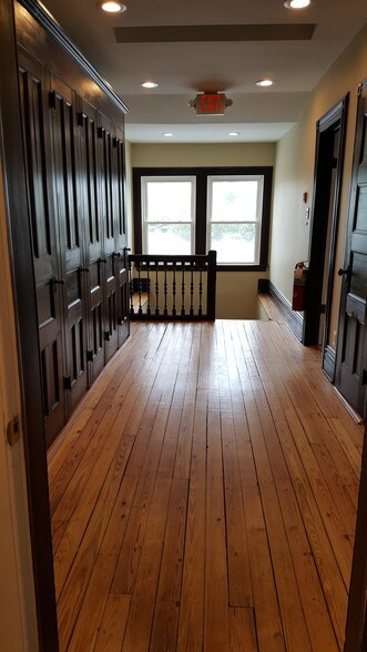 More Photos Of 569-571 Martin Luther King Jr Blvd, Newark Office For Lease