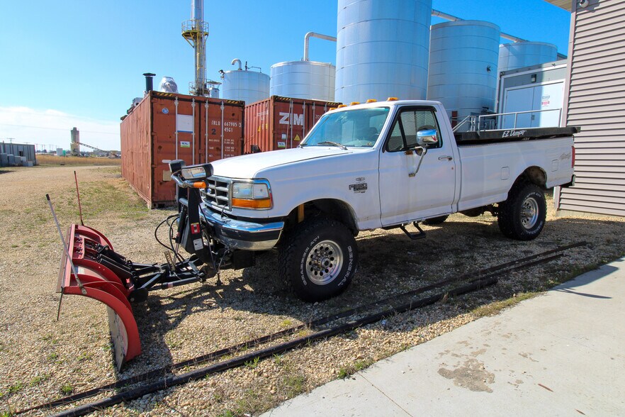 More Photos Of 5640 44th Ave S, Clinton Industrial For Sale