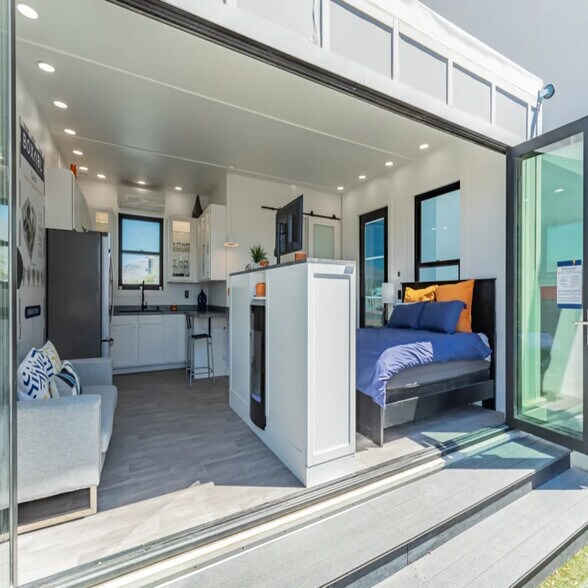 More Photos Of 440 S Caroline St, Daytona Beach Land For Sale