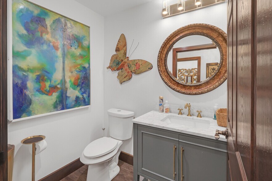 More Photos Of 612 N Third Street, Princeton Office For Sale