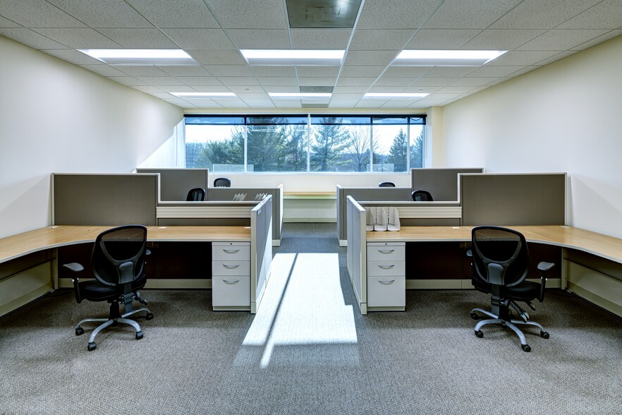 More Photos Of 4365 Route 1 S, Princeton Office For Lease