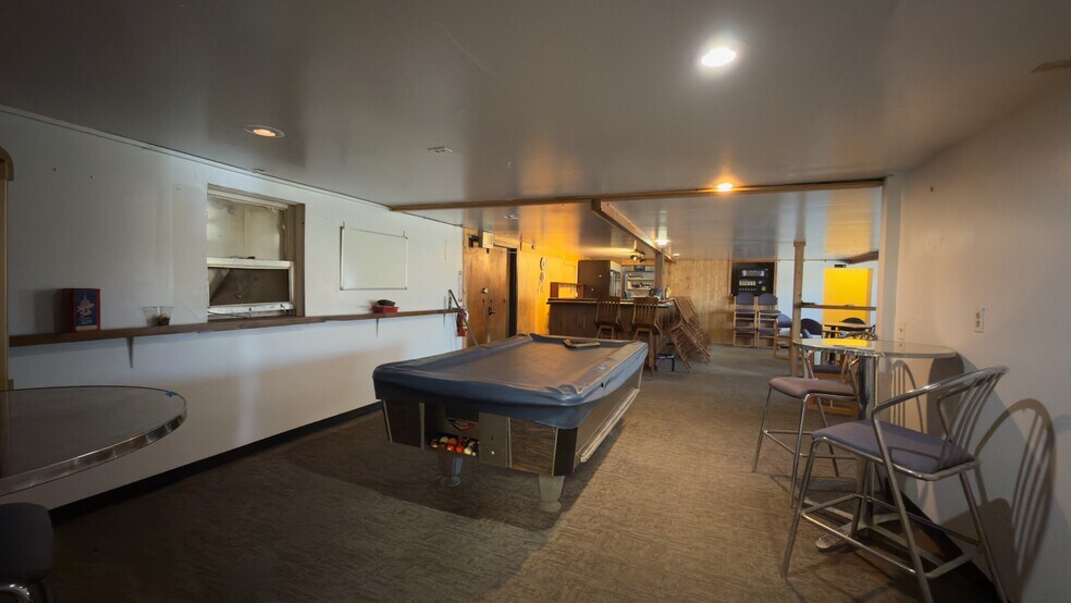 More Photos Of 664 2nd Ave, Deer Trail Office For Sale