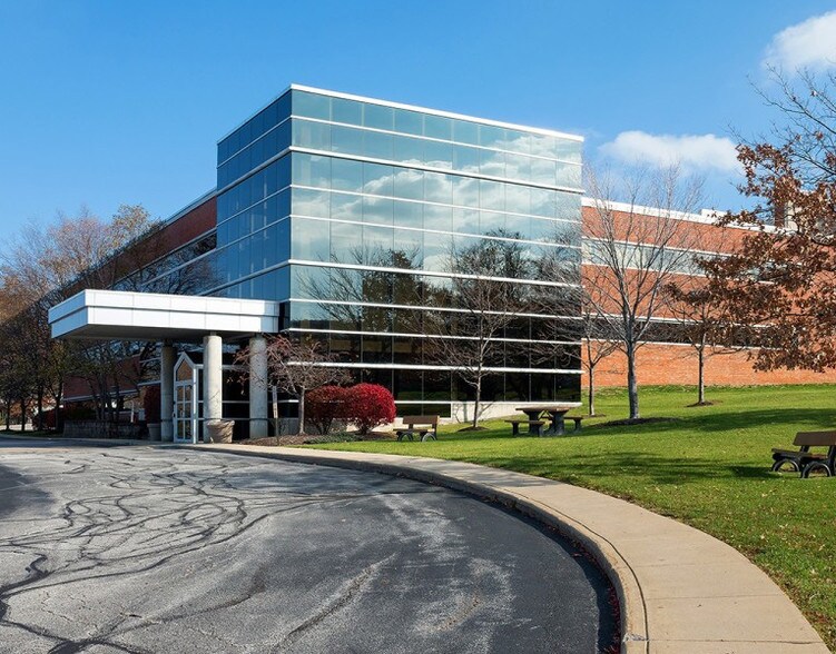 More Photos Of 24701 Euclid Ave, Euclid Office For Lease