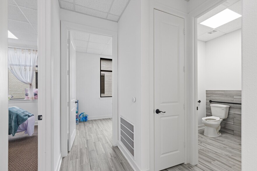 More Photos Of 26077 Nelson Way, Katy Medical For Sale