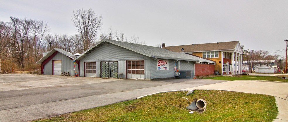 More Photos Of 2701 W 45th Ave, Gary Light Distribution For Lease