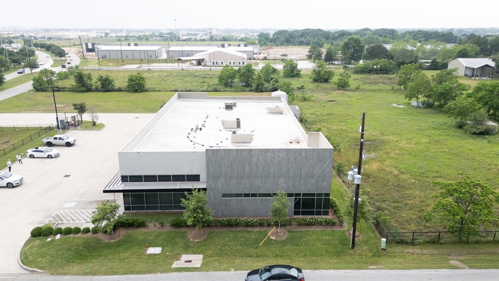 More Photos Of 2551 Katy Fort Bend Rd, Katy Office For Lease