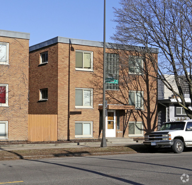 Primary Photo Of 643 Cleveland Ave S, Saint Paul Apartments For Sale