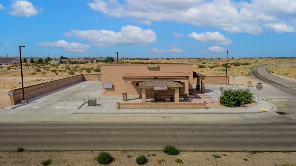 More Photos Of 10624 S. Loop blvd, California City Fast Food For Sale