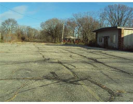 More Photos Of 8575 N County Road 25A, Piqua Light Manufacturing For Sale