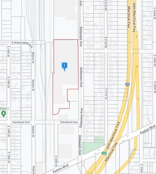 More Photos Of 1500 Delaware Ave, Des Moines Distribution For Sale