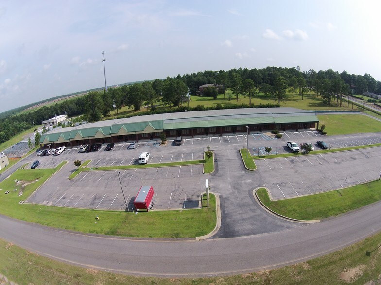 More Photos Of 7856 Westside Park Dr, Mobile Office For Sale