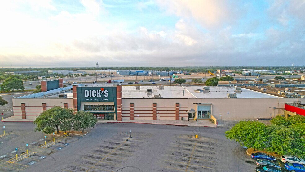 More Photos Of 2310 SW Military Dr, San Antonio Unknown For Sale