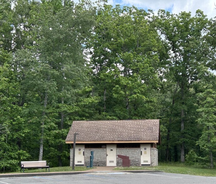 More Photos Of 3176 Summertown Hwy, Summertown Land For Sale