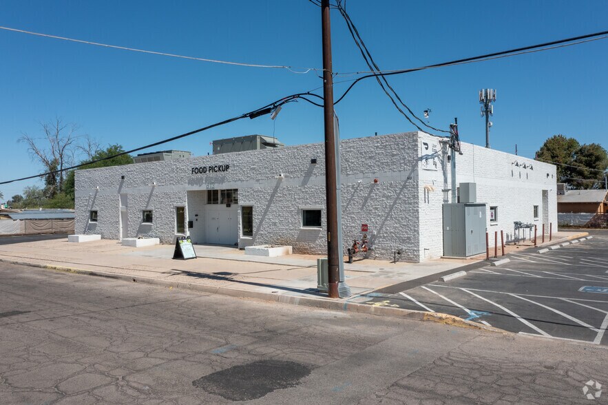 More Photos Of 613 E Delano St, Tucson Freestanding For Sale