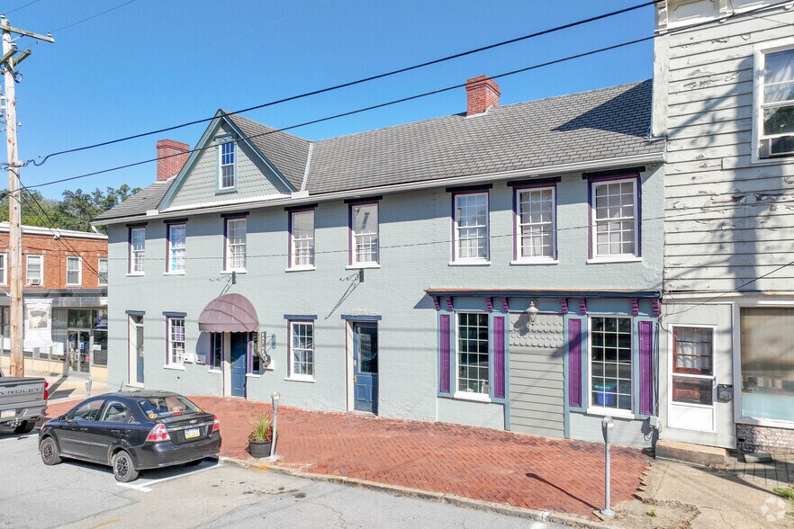 Primary Photo Of 213-217 Point St, Saltsburg Restaurant For Sale