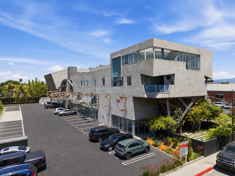 More Photos Of 3535 Hayden Ave, Culver City Loft Creative Space For Lease