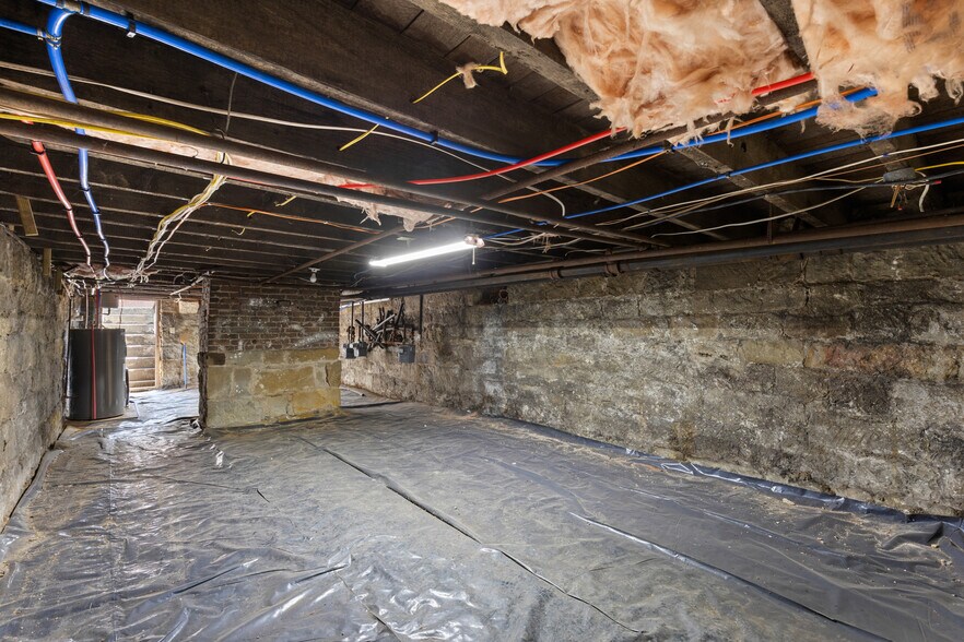 More Photos Of 900 Main St, Wellsburg Specialty For Sale